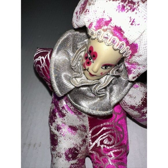 Sugar Loaf Classiques China Doll Clown Harlequin Mardi Gras Jester Pink & White - Picture 3 of 5